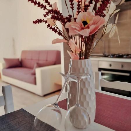 Attico Con Terrazzo Relax Apartman Ladispoli Kültér fotó