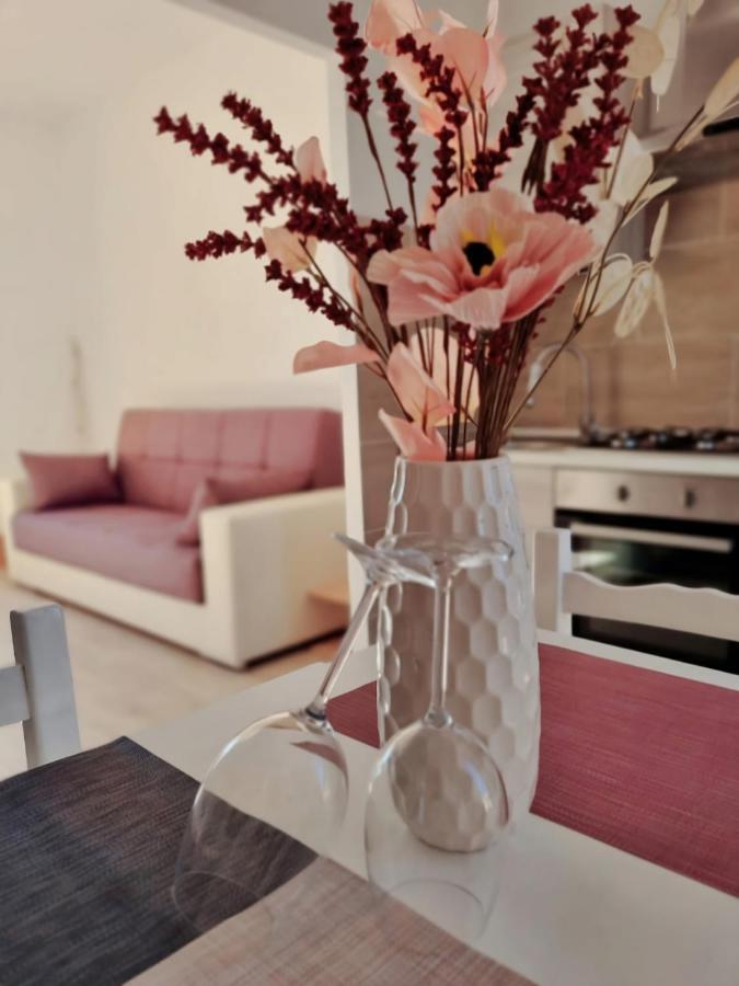 Attico Con Terrazzo Relax Apartman Ladispoli Kültér fotó
