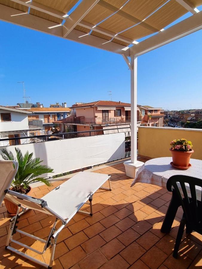 Attico Con Terrazzo Relax Apartman Ladispoli Kültér fotó