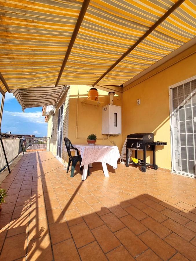 Attico Con Terrazzo Relax Apartman Ladispoli Kültér fotó